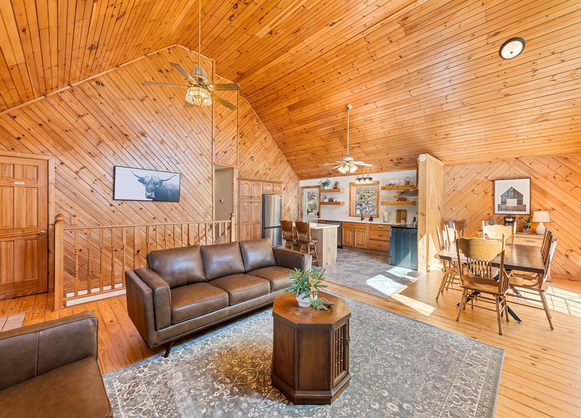 Maggie Valley Cabin With Beautiful Mountain Views, Hottub, Pet Friendly, Gameroom, Fireplace Exterior photo