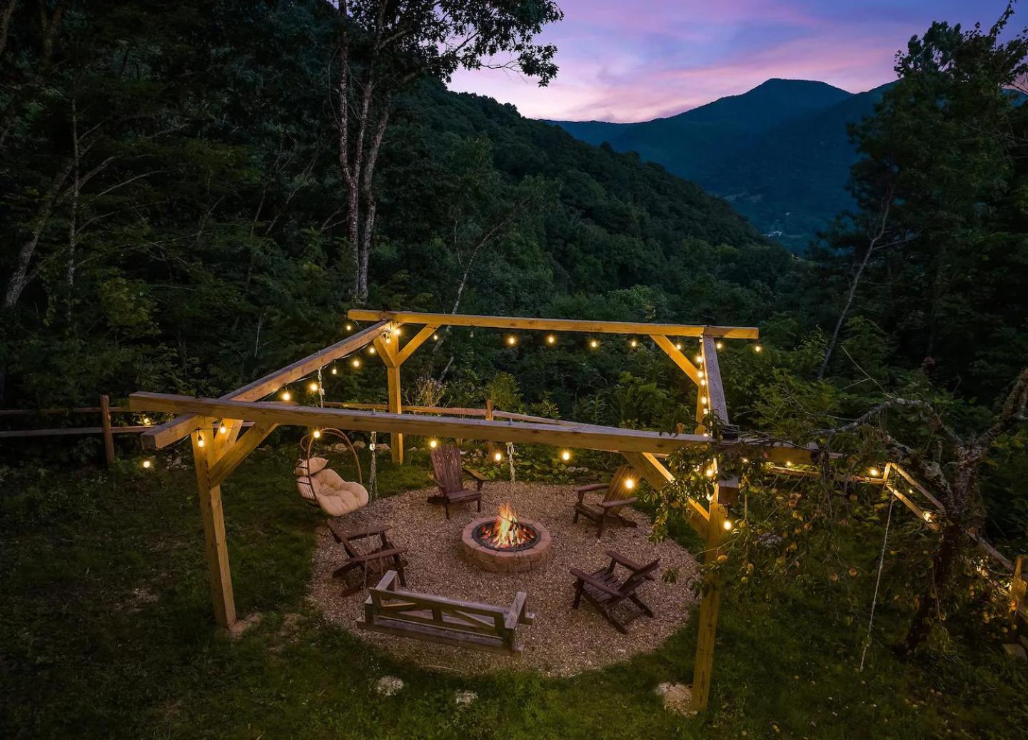 Maggie Valley Cabin With Beautiful Mountain Views, Hottub, Pet Friendly, Gameroom, Fireplace Exterior photo